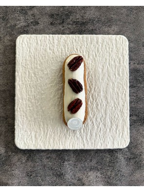Pecan Hazelnut Éclair.-No.21
